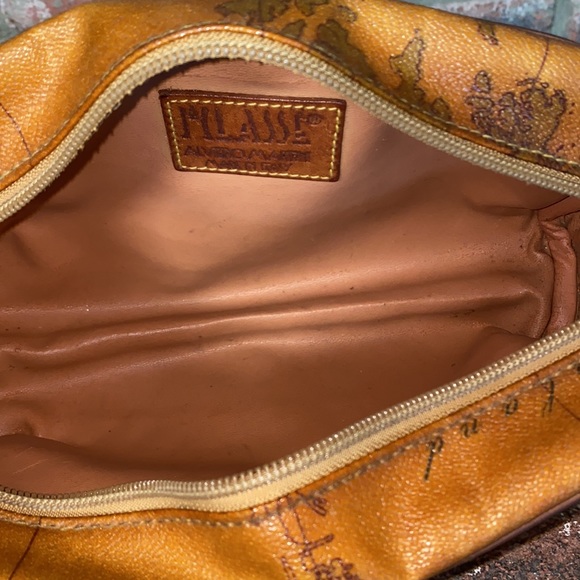 Alviero Martini World Large Pouch with leather handle - Picture 9 of 10